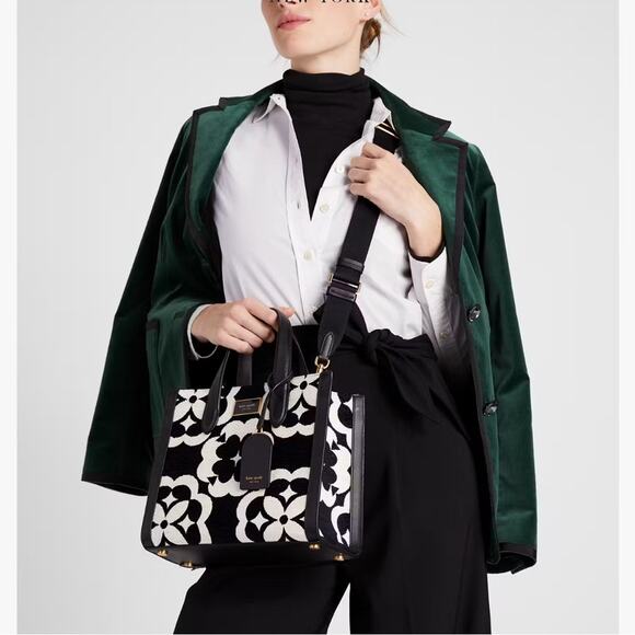 NWT Kate Spade Spade Flower Monogram Manhattan Chenille Small Tote Purse - Picture 6 of 12